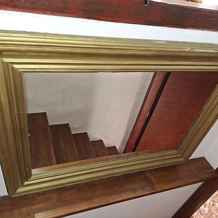 Apartment George Stari Grad  Luaran gambar